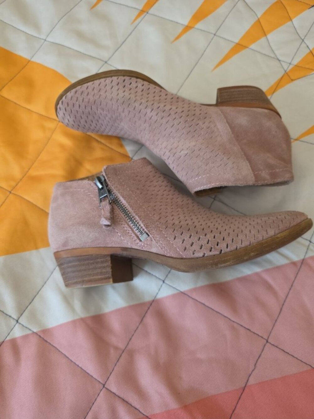 Lucky Brand Brielley Leather or Suede Bootie 6M Blush - Picture 3 of 7
